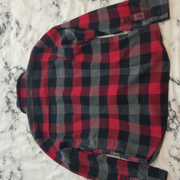 Chaps Women's zip up plaid flannel shirt - Picture 5 of 5